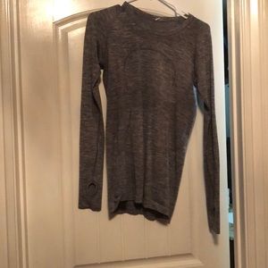 lululemon long sleeve shirt